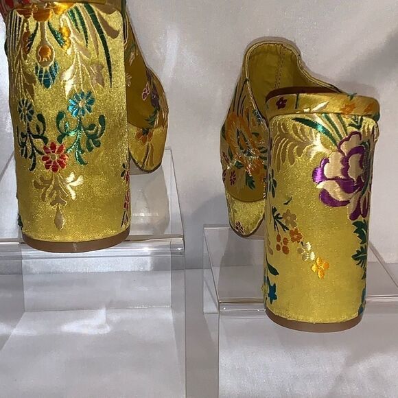 New Forever 21 slip on - Picture 4 of 5